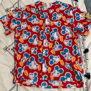 Men’s size large Walt Disney World shirt dark pink/rose color.